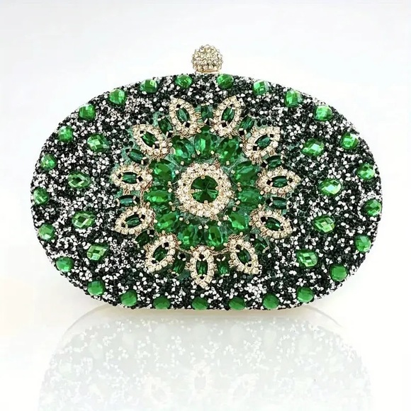 NEW Elegant Green and‎ Black Clutch